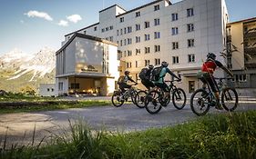 Arosa Mountain Lodge